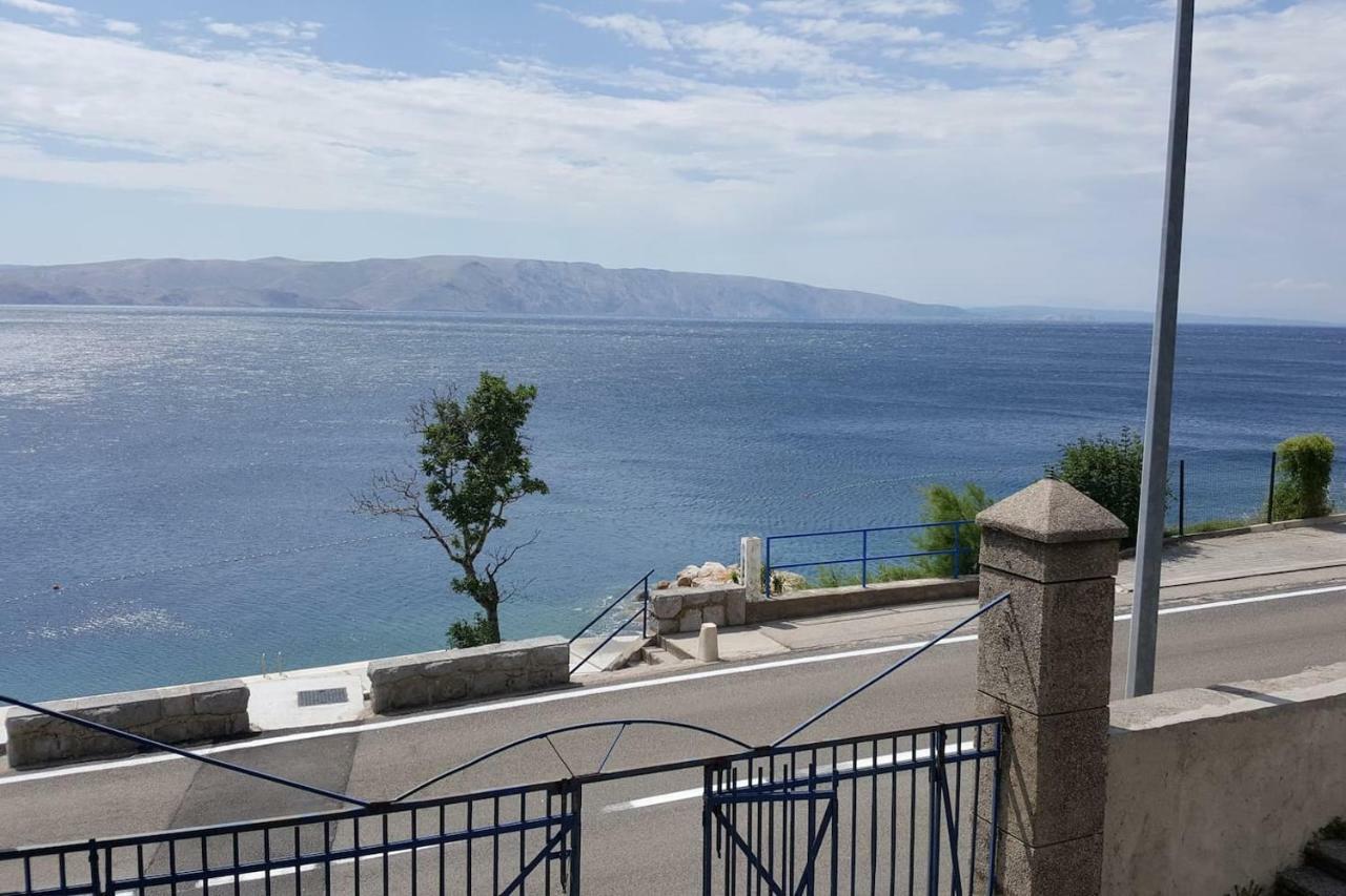 Beachfront Studio Apartment Vintage In Senj Senj  Exterior photo